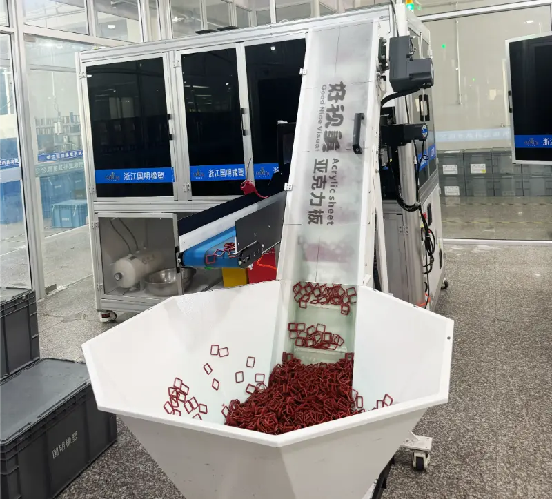 Prečo prejdú laboratórnymi testami, no v teréne zlyhajú? Analýza 3 najbežnejších bodov bolesti v tesneniach automobilových konektorov